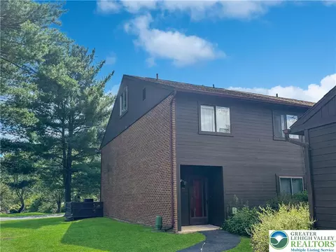 401 Village Rd, Orwigsburg, PA 17961