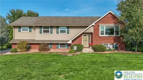 704 Concord Rd, Nazareth, PA 18064