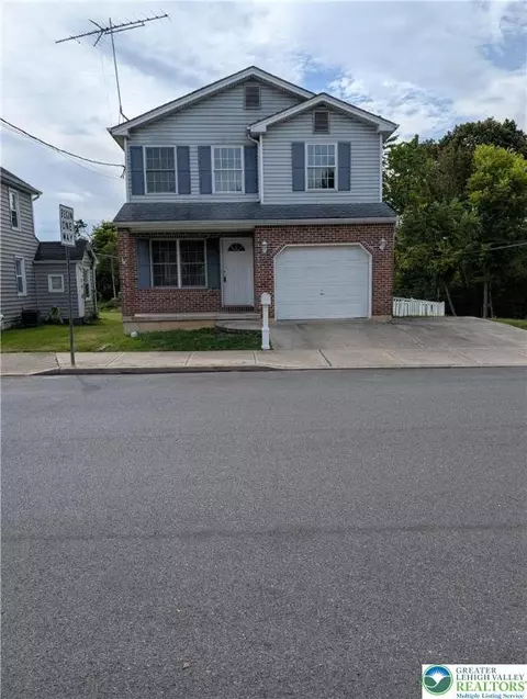 1242 2nd, Catasauqua, PA 18032