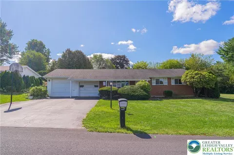 4440 South Dr, Allentown, PA 18103