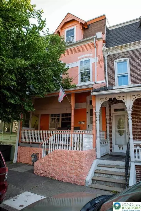 221 Ridge Ave, Allentown, PA 18102