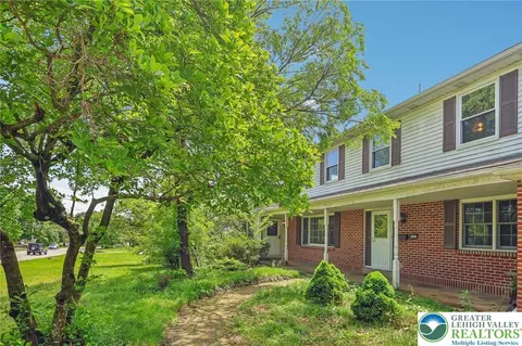 1450 Springhouse Rd, South Whitehall Twp, PA 18106