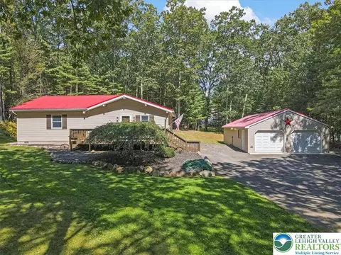 156 Majestic Dr, Saylorsburg, PA 18353