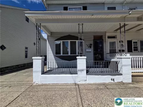 138 E Fell St, Summit Hill, PA 18250