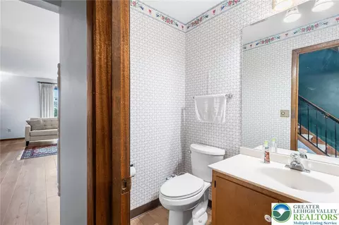 1411 Linden St, Bethlehem, PA 18018 photo 10