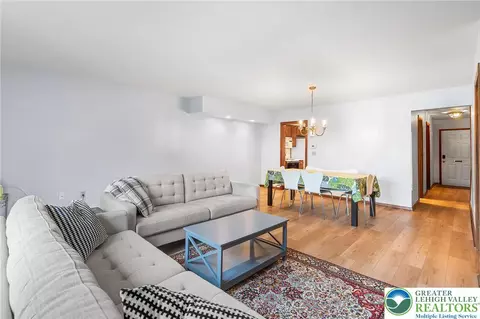 1411 Linden St, Bethlehem, PA 18018 photo 8