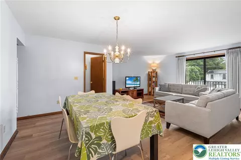 1411 Linden St, Bethlehem, PA 18018 photo 6