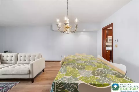 1411 Linden St, Bethlehem, PA 18018 photo 9