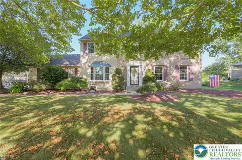 3657 Gramercy Pl, Bethlehem, PA 18020