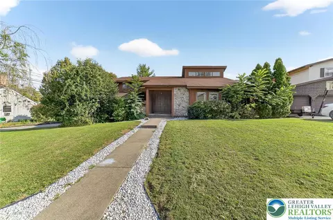 3066 W Whitehall St, Allentown, PA 18104