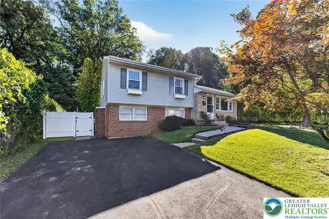 2531 S Carbon St, Allentown, PA 18103