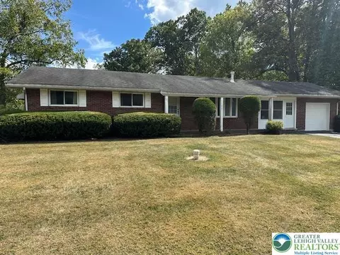 1821 Mt Bethel Hwy, Mount Bethel, PA 18343