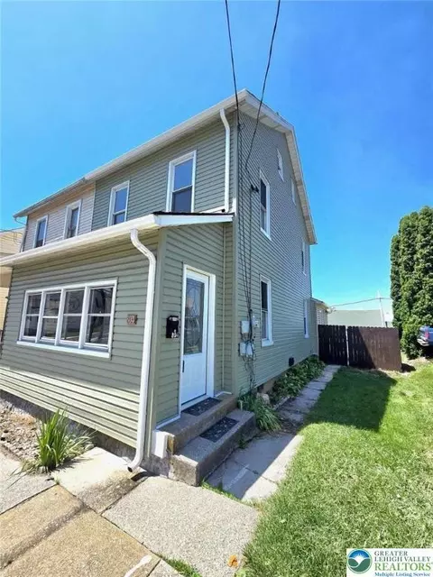 804 Race St, Catasauqua, PA 18032
