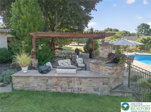 2525 Fox Rd, Bath, PA 18014 photo 39