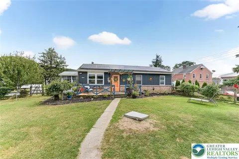 1305 Carsonia Ave, Reading, PA 19606