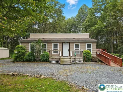182 Cold Spring Dr, Jim Thorpe, PA 18229