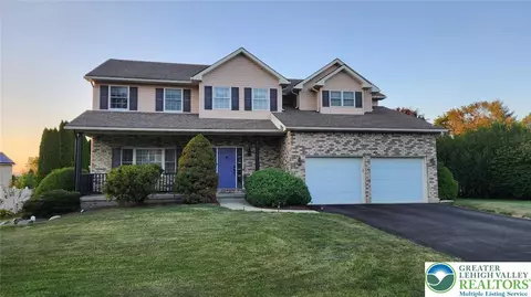 2755 Destiny Ln, Forks Twp, PA 18040