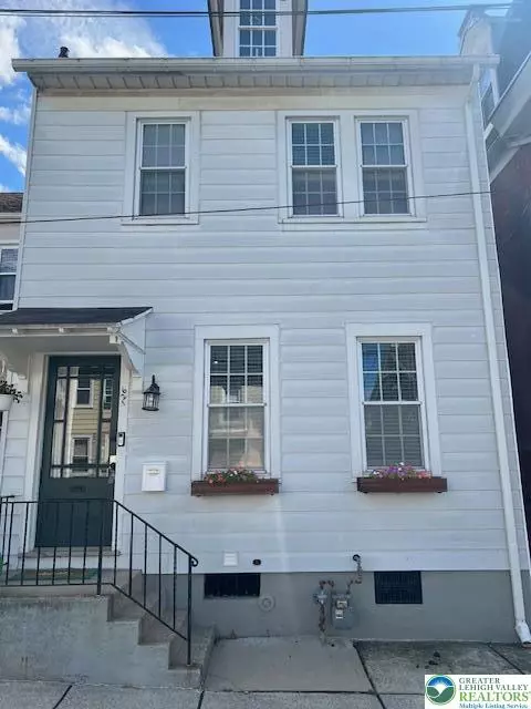 126 E Garrison St, Bethlehem, PA 18018