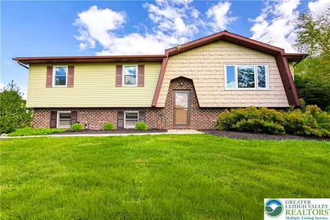 3829 Dogwood Rd, Danielsville, PA 18038