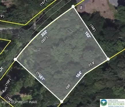 20 Lumberjack Dr, Middle Smithfield Twp, PA 18302