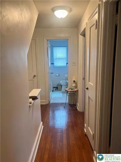 Entry Way - 1145 Gregg Ave, Reading, PA 19607 photo 2 of 2