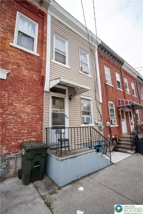 754 E 5th St, Bethlehem, PA 18015 photo 2
