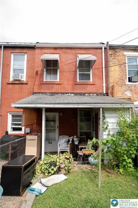 754 E 5th St, Bethlehem, PA 18015 photo 5