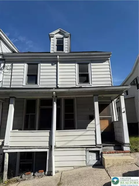 259 Clay St, Tamaqua, PA 18252