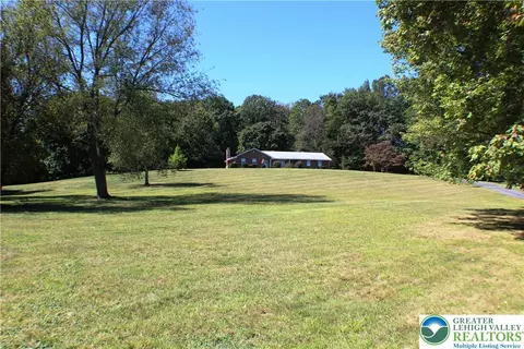 909 Wood Rd, Danielsville, PA 18038