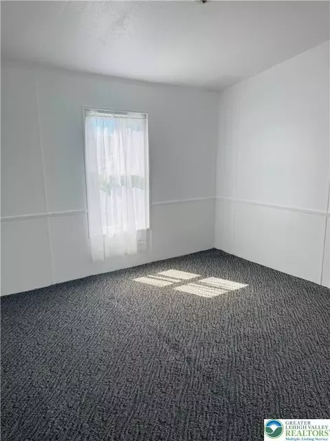 77 Juniper Ct, Bath, PA 18014 photo 18