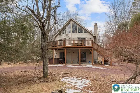 466 Towamensing Trl, Albrightsville, PA 18210