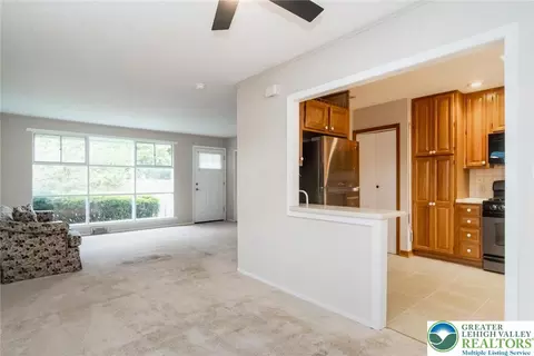 898 Walnut Rd, Warminster, PA 18974 photo 13