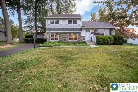 898 Walnut Rd, Warminster, PA 18974 photo 3