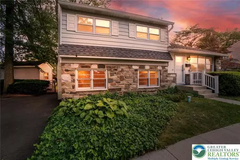 898 Walnut Rd, Warminster, PA 18974 photo 2