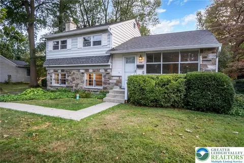898 Walnut Rd, Warminster, PA 18974 photo 5