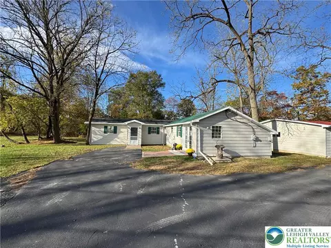 1071 Bitternut, Walnutport, PA 18088