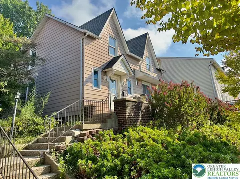 1137 Northampton St, Easton, PA 18042