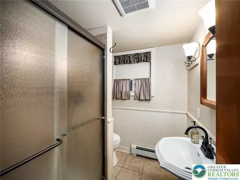 339 E Washington Ave, Bethlehem, PA 18018 photo 15