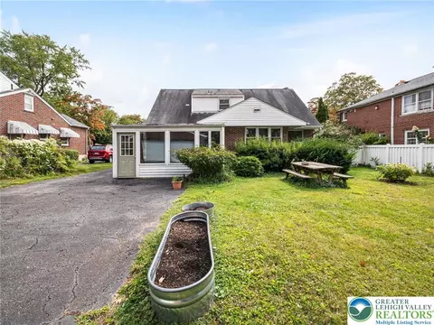 339 E Washington Ave, Bethlehem, PA 18018 photo 37