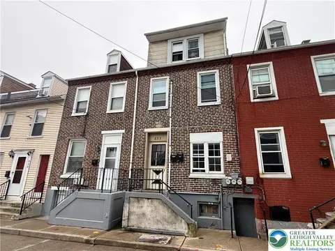 832 W Maple St, Allentown, PA 18101