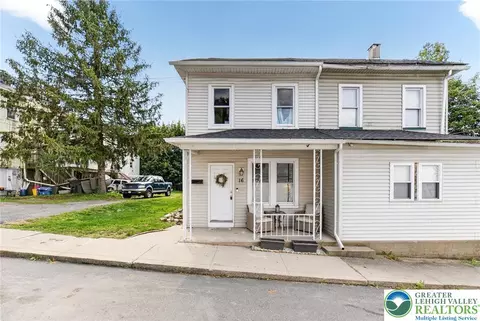 16 Mill Ave, Bangor, PA 18013