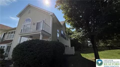 1878 Mansfield St, Hellertown, PA 18055