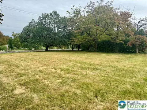 114 S Saint Elmo St, Allentown City, PA 18104