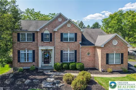 2134 Overlook Cir, Easton, PA 18045