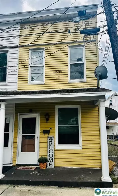426 W Rowe St, Tamaqua, PA 18252
