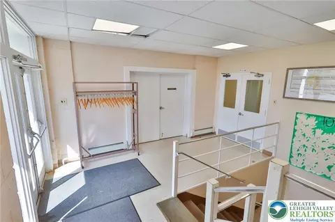 Entry Way - 331 Constitution Ave, Hellertown, PA 18055 photo 2 of 2