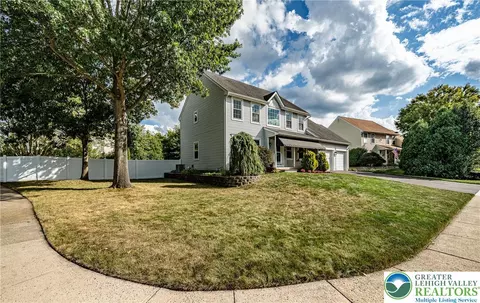 1920 Fawn Ln, Quakertown, PA 18951