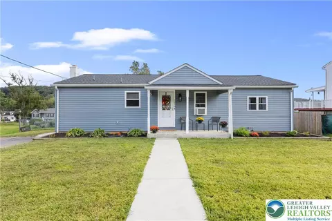 1230 Salisbury Rd, Allentown, PA 18103