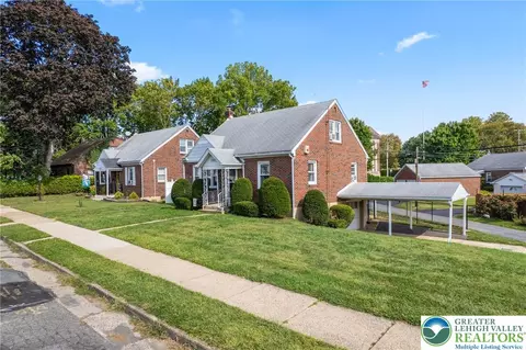1620 Linwood St, Bethlehem, PA 18017