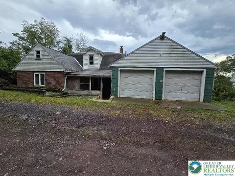 64 N Hunter Hwy, Drums, PA 18222